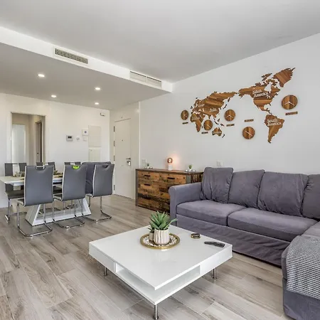 Vivi Homes - Pool, Golf & Terrace 埃斯特波纳