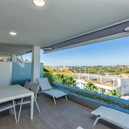 Vivi Homes - Pool, Golf & Terrace Appartement