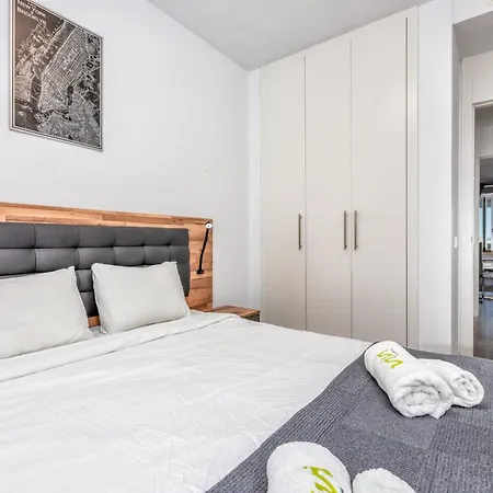 Appartement Vivi Homes - Pool, Golf & Terrace Estepona