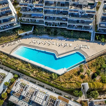 Vivi Homes - Pool, Golf & Terrace