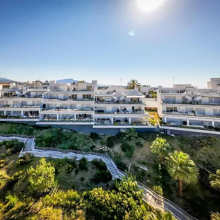 Vivi Homes - Pool, Golf & Terrace