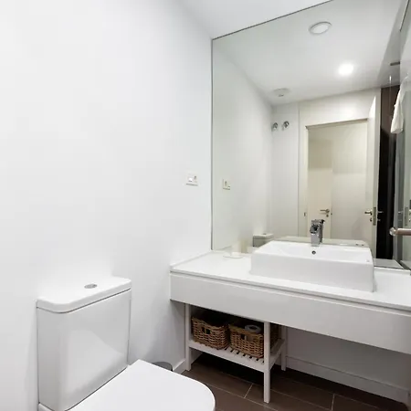 Vivi Homes - Pool, Golf & Terrace Appartement *