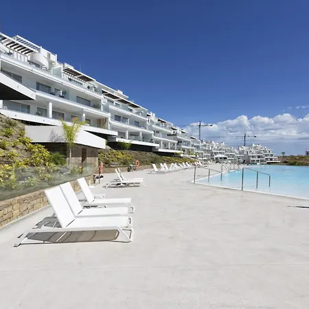 Vivi Homes - Pool, Golf & Terrace Appartement Estepona